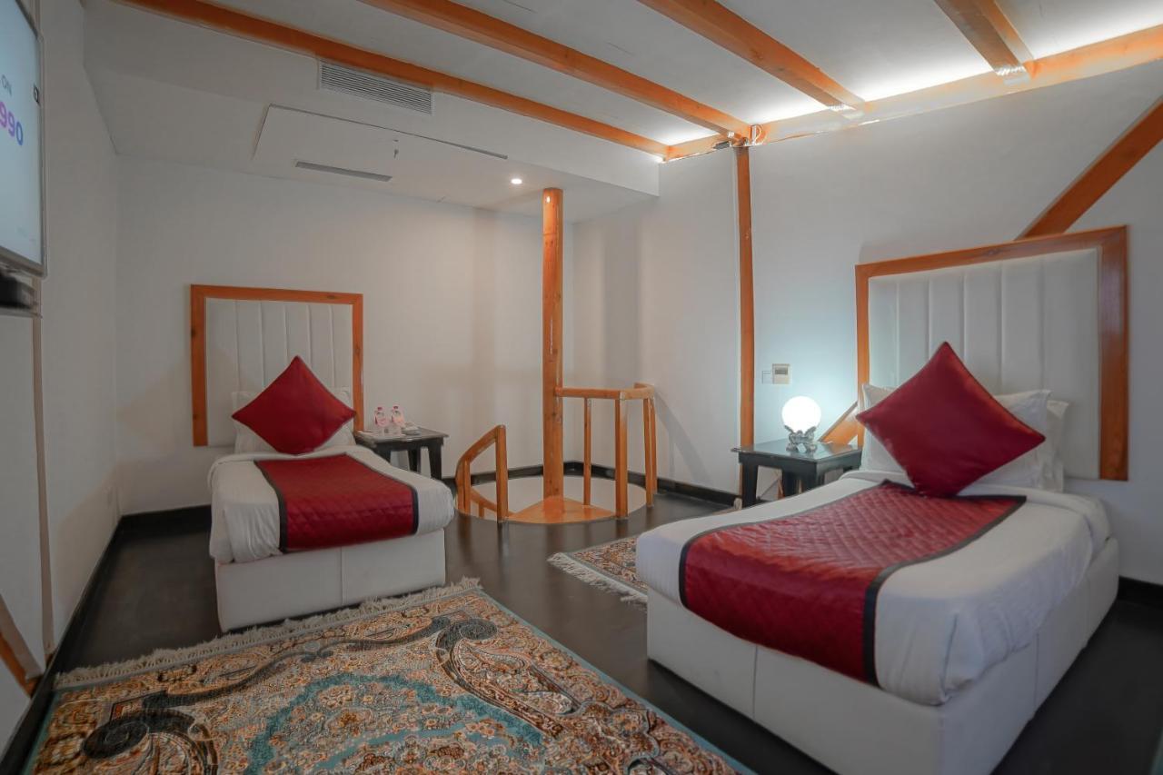 Hotel Rose Petal Srinagar Zewnętrze zdjęcie